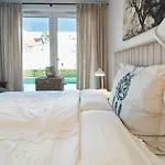 Sweet Home